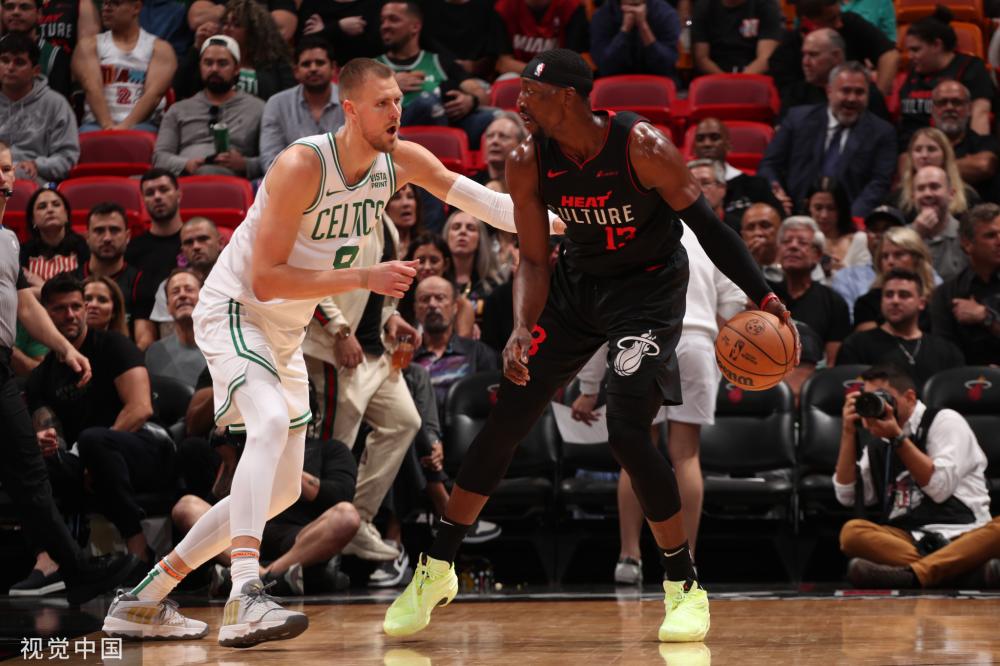 许多成功人 许多成功人