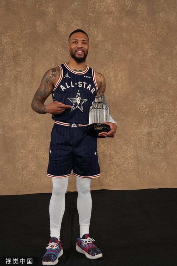 他的存在如 他的存在如