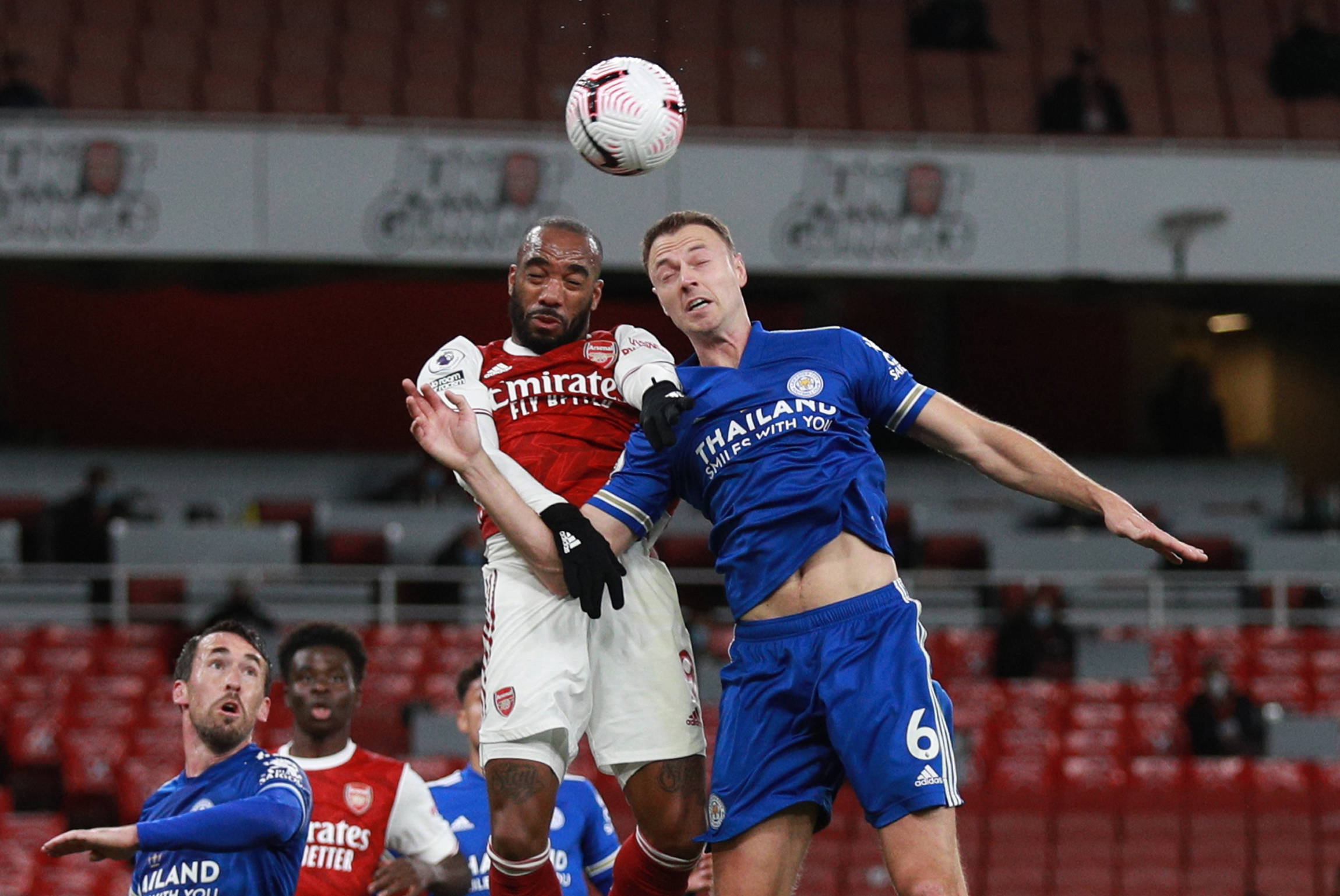 他用整个职 他用整个职